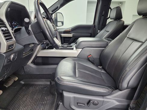 Used 2022 Ford F350 Lariat image 8
