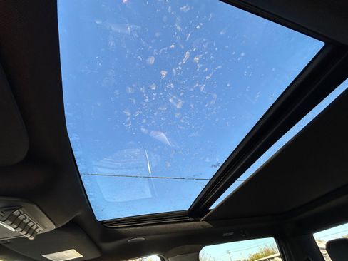 Used 2025 Ford F150 Raptor image 34