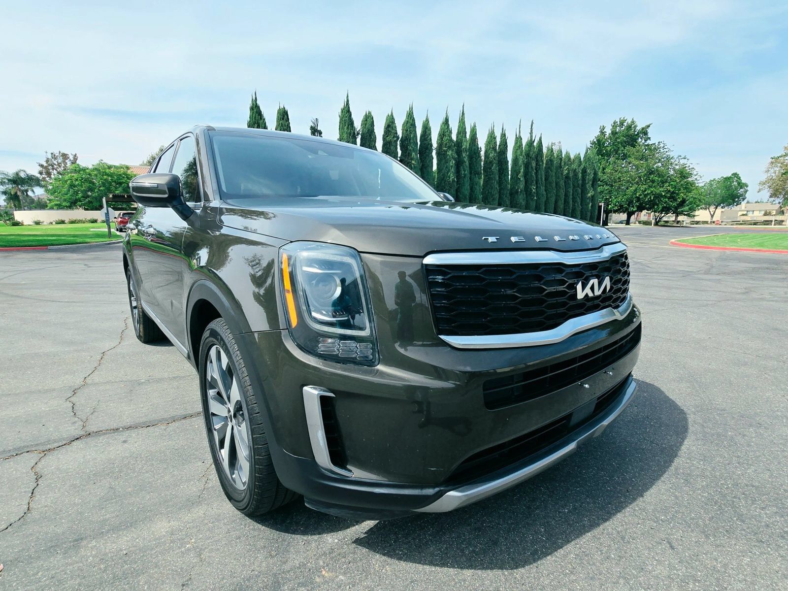 Used 2022 Kia Telluride S FWD image 1