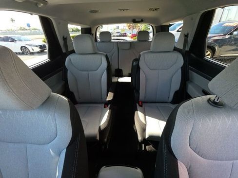 Used 2021 Hyundai Palisade SEL w/ Convenience Package image 23