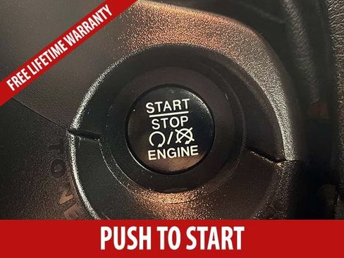 Used 2016 Jeep Renegade Latitude AWD/4WD image 13