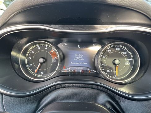 Used 2019 Jeep Cherokee Limited w/ Trailer Tow Group image 23