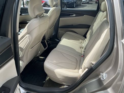 Used 2018 Lincoln MKX Reserve w/ Lincoln MKX Climate Package AWD/4WD image 27
