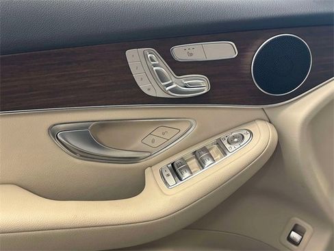 Certified 2022 Mercedes-Benz GLC 300 4MATIC image 12