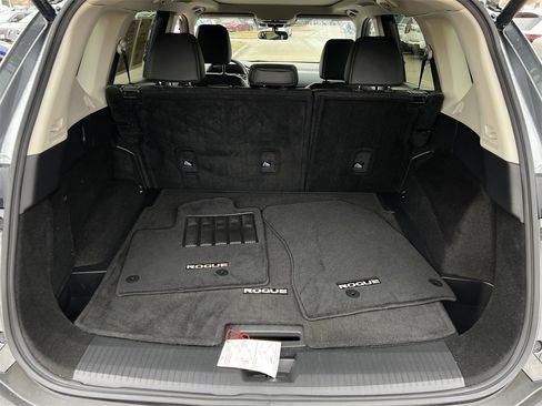 Certified 2023 Nissan Rogue SV w/ SV Premium B Package image 28