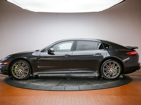 Used 2018 Porsche Panamera 4 Executive AWD/4WD image 2