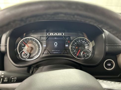 Used 2019 RAM 1500 Laramie AWD/4WD image 13