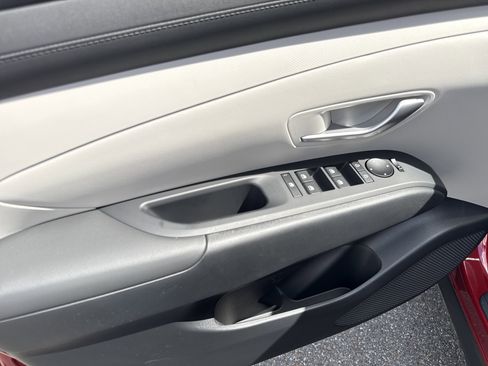 New 2026 Hyundai Tucson SEL image 8