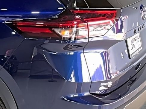 New 2026 Nissan Rogue SV AWD/4WD image 10