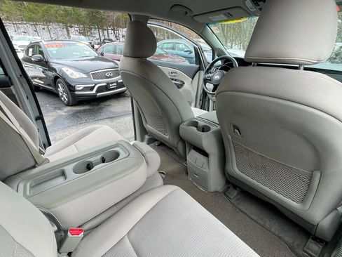 Used 2020 Kia Sedona LX image 26