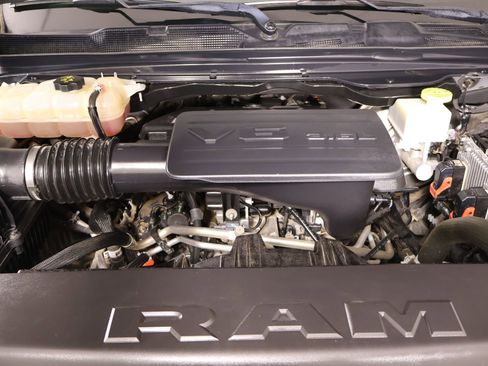 Used 2022 RAM 1500 Big Horn AWD/4WD image 18