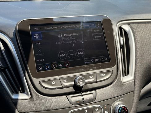 Used 2022 Chevrolet Malibu LT FWD image 15