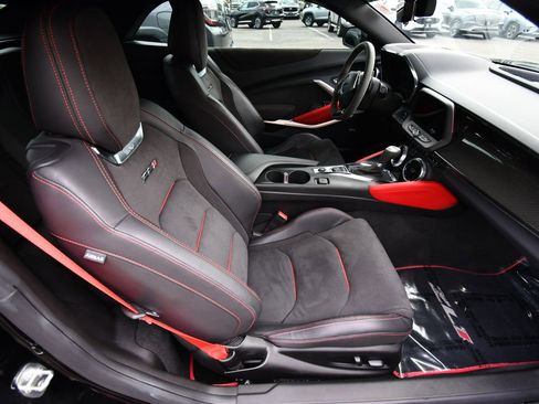 Used 2023 Chevrolet Camaro ZL1 RWD image 20