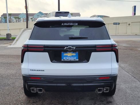 New 2026 Chevrolet Traverse LT w/ Midnight/Sport Edition FWD image 4