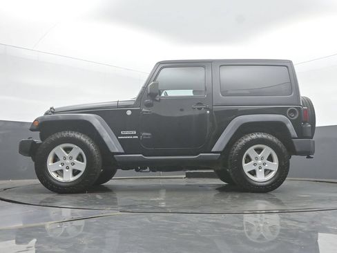 Used 2015 Jeep Wrangler Sport w/ Quick Order Package 24S AWD/4WD image 40