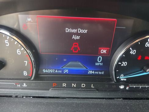 Used 2021 Ford Explorer XLT w/ Equipment Group 202A image 22