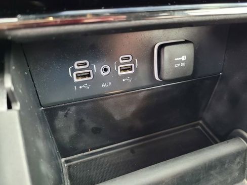 Used 2023 Jeep Grand Cherokee L Laredo AWD/4WD image 15