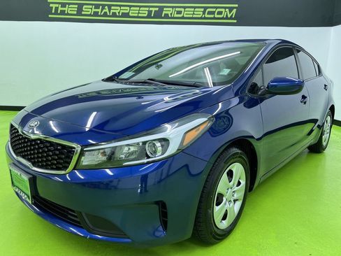 Used 2018 Kia Forte LX FWD image 5