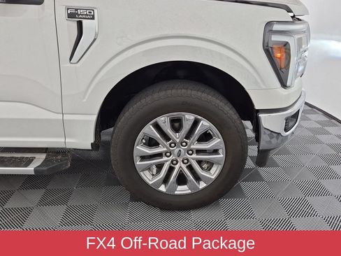 Used 2025 Ford F150 Lariat w/ Equipment Group 501A Mid AWD/4WD image 11
