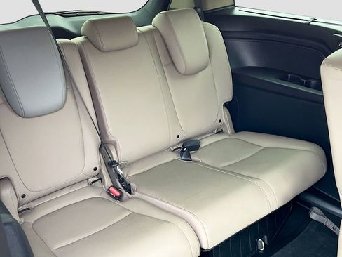 Used 2023 Honda Odyssey Touring image 30