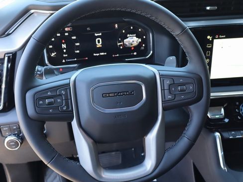 New 2026 GMC Sierra 1500 Denali w/ Denali Reserve Package image 16