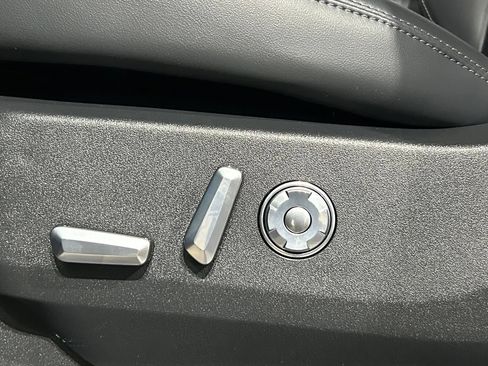 New 2026 Lincoln Navigator Reserve AWD/4WD image 46