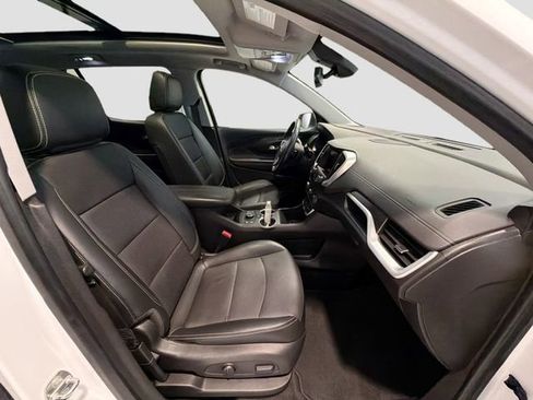 Certified 2022 GMC Terrain SLT w/ Infotainment Package II image 27