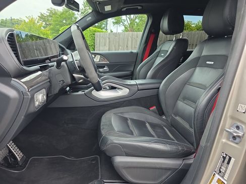 Certified 2023 Mercedes-Benz GLS 63 AMG 4MATIC image 10