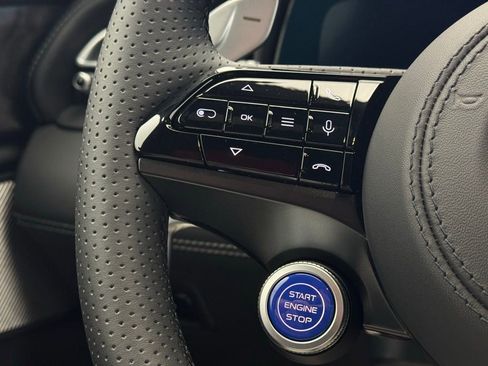 New 2025 Maserati Grecale Modena image 17