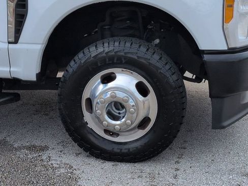 Used 2023 Ford F350 XL w/ 360-Degree Camera Package AWD/4WD image 11