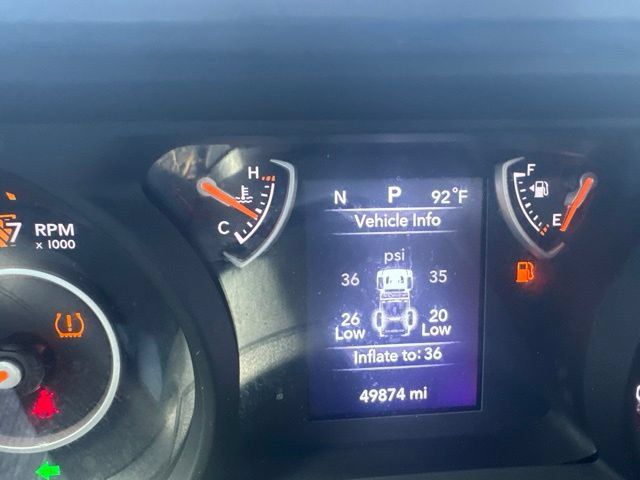 Used 2024 Jeep Wrangler Unlimited Sport AWD/4WD image 12