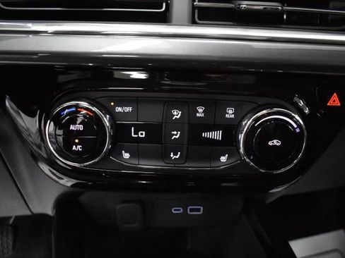 New 2025 Chevrolet Trax ACTIV w/ Driver Confidence Package image 32