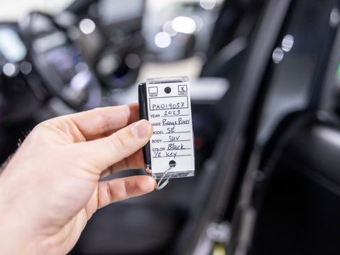 Used 2023 Land Rover Range Rover SE image 47