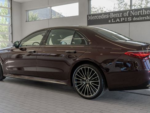 Used 2023 Mercedes-Benz S 500 4MATIC w/ AMG Line image 13