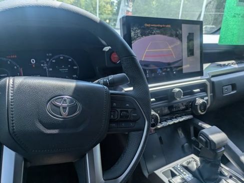 New 2026 Toyota Tacoma TRD Off-Road AWD/4WD image 30