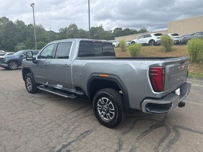 New 2025 GMC Sierra 2500 SLT w/ SLT Premium Package