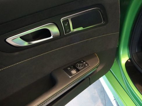 Used 2020 Mercedes-Benz AMG GT R image 18