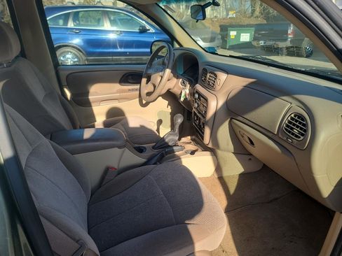 Used 2004 Chevrolet TrailBlazer 4WD w/ LS Preferred Equipment Group image 17