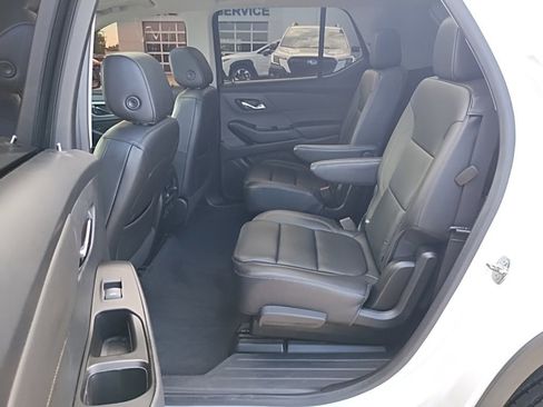 Used 2020 Chevrolet Traverse RS image 50