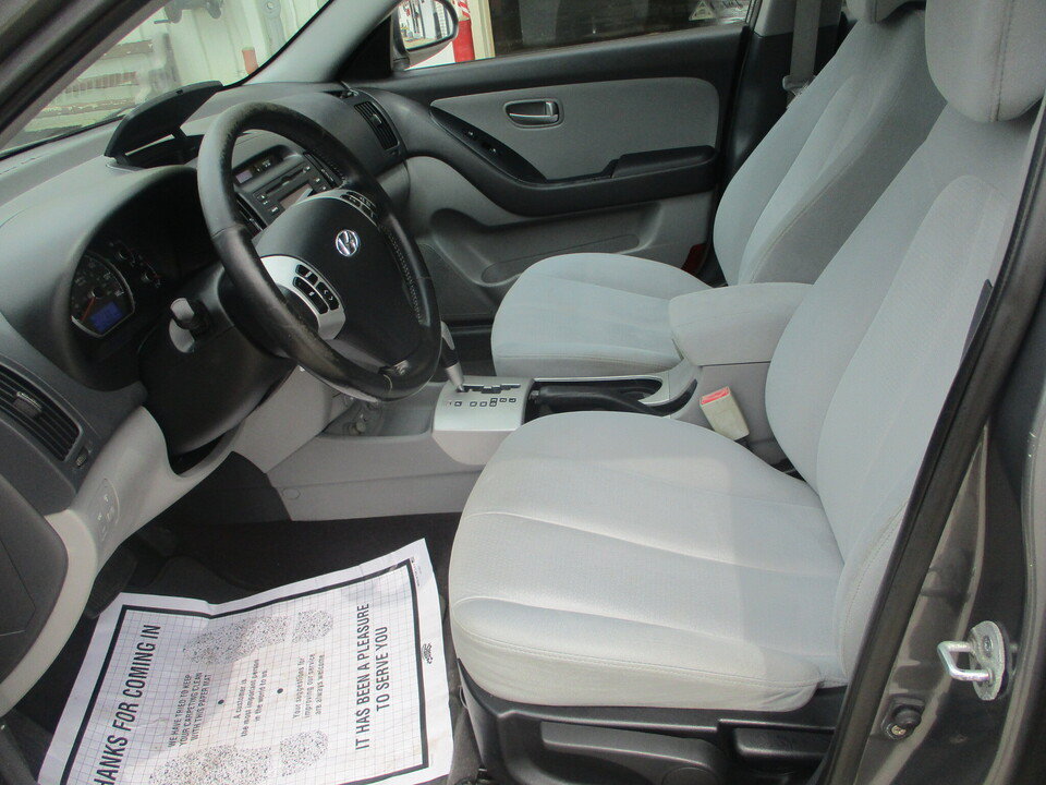 Used 2009 Hyundai Elantra SE FWD image 26