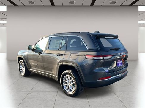 New 2025 Jeep Grand Cherokee Laredo X w/ Luxury Tech Group I image 6