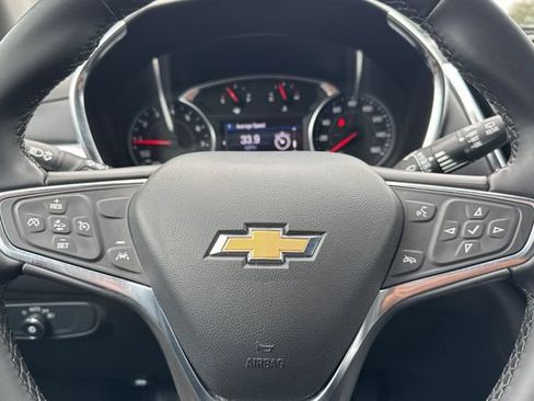 Used 2024 Chevrolet Equinox LT AWD/4WD image 36