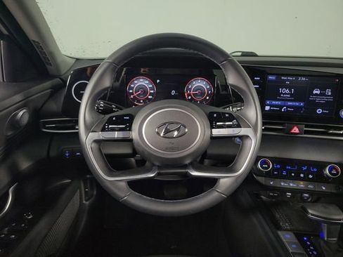 Used 2021 Hyundai Elantra SEL w/ Convenience Package FWD image 22