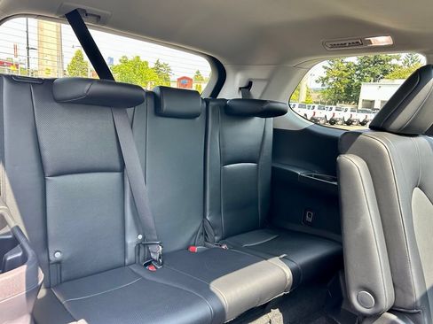 Certified 2025 Toyota Grand Highlander FWD image 16