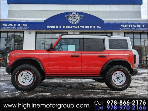 Used 2023 Ford Bronco Heritage Edition image 1