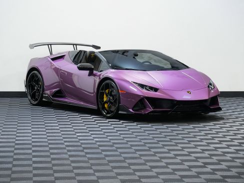 Used 2024 Lamborghini Huracan EVO image 5