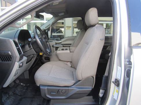 Used 2019 Ford F150 XLT image 17