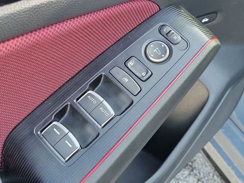 Used 2025 Honda Civic Si image 17