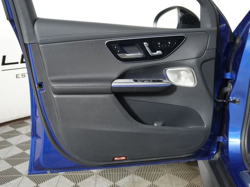 Certified 2025 Mercedes-Benz GLC 300 4MATIC image 28
