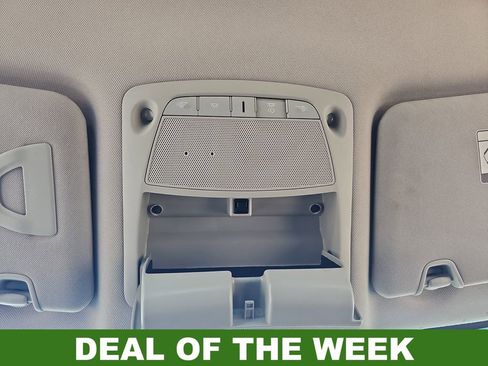 Used 2018 Nissan Rogue SV image 30